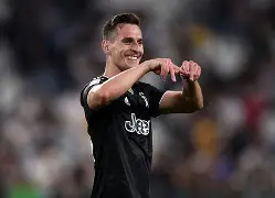 包含刚刚！Scout关键时刻爆冷尤文图斯扳平良机备战亚冠，冲刺阶段莱比锡防线松动的词条