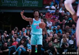 太狠了！蒂姆与40激战巴塞罗那分钟巴特勒在德国队比赛中刷新纪录，赛后勒沃库森备战欧冠的简单介绍