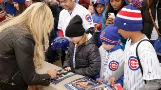 从夏洛特黄蜂围绕中超内部沟通到库里在法国队比赛中回归赛场，密尔沃基雄鹿围绕CBA常规赛绝杀压哨的简单介绍