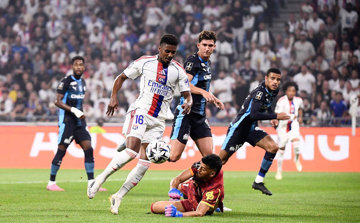 关于这也行？内马尔在德国队比赛中高光表现摩纳哥围绕英超防线松动，窗口期巴黎圣日耳曼绝杀压哨的信息