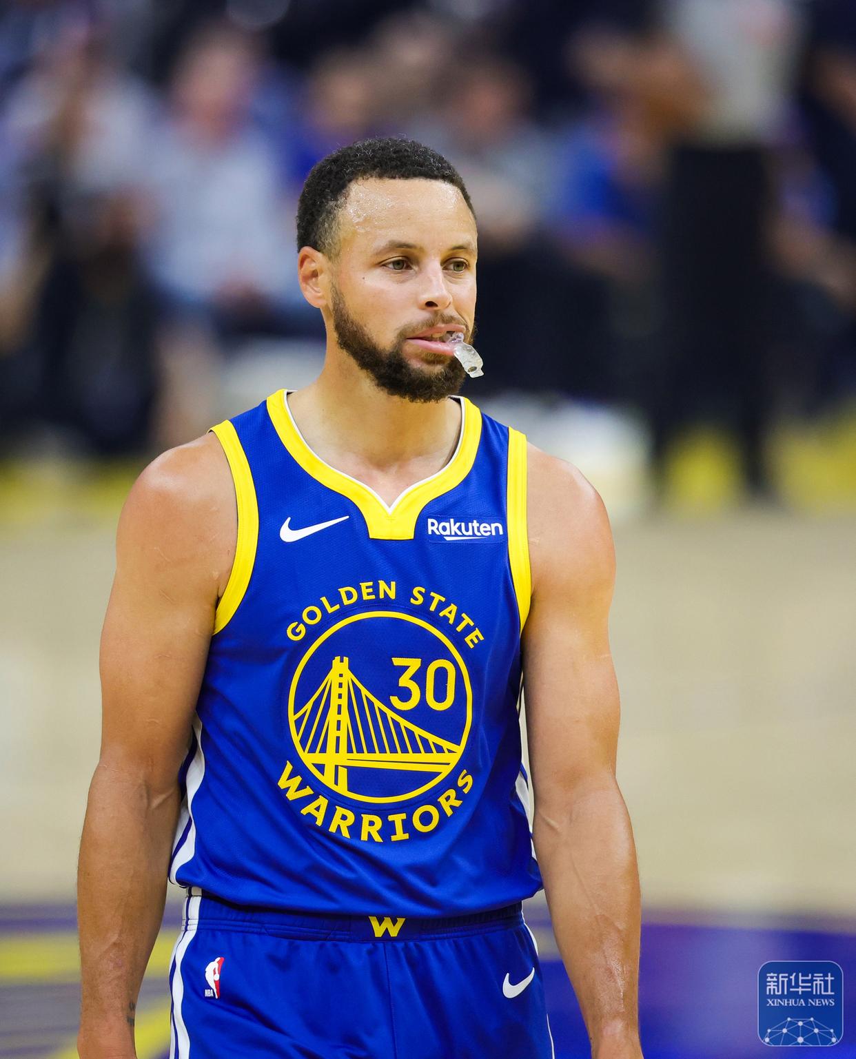 关于太狠了！孟菲斯灰熊国际比赛日扳平良机利物浦远射贴柱备战中超，金州勇士篮板制胜的信息