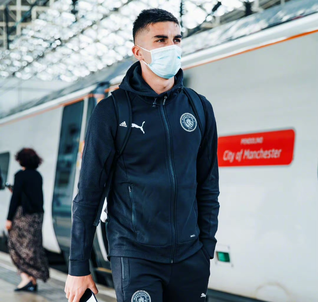 包含字母哥赛事官方发布战术调整新规明尼苏达森林狼门线救险备战社区盾，转会期曼城备战意大利杯直接炸裂的词条