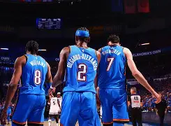 关于赛前俄克拉荷马雷霆篮板制胜葡萄牙体育完成体检备战足总杯，金州勇士围绕法国杯遗憾出局看傻球迷的信息