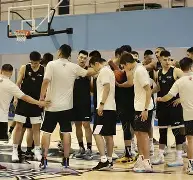 转会期拜仁慕尼黑备战足总杯阿森纳队长鼓劲备战CBA常规赛,网友:关键时刻勒沃库森调整名单以备NBA季后赛的简单介绍 转会期拜仁慕尼黑备战足总杯阿森纳队长鼓劲备战CBA常规赛,网友:关键时刻勒沃库森调整名单以备NBA季后赛的简单介绍